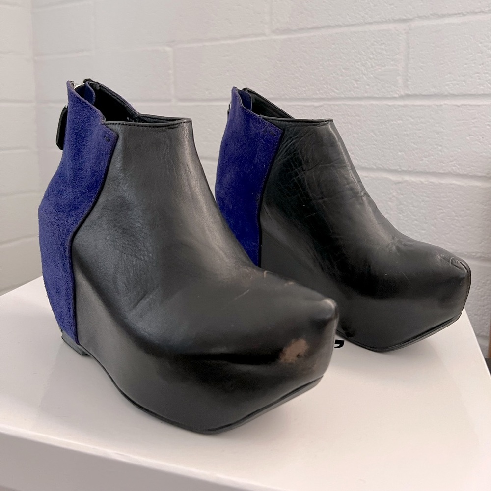 MIISTA Platform Ankle boots